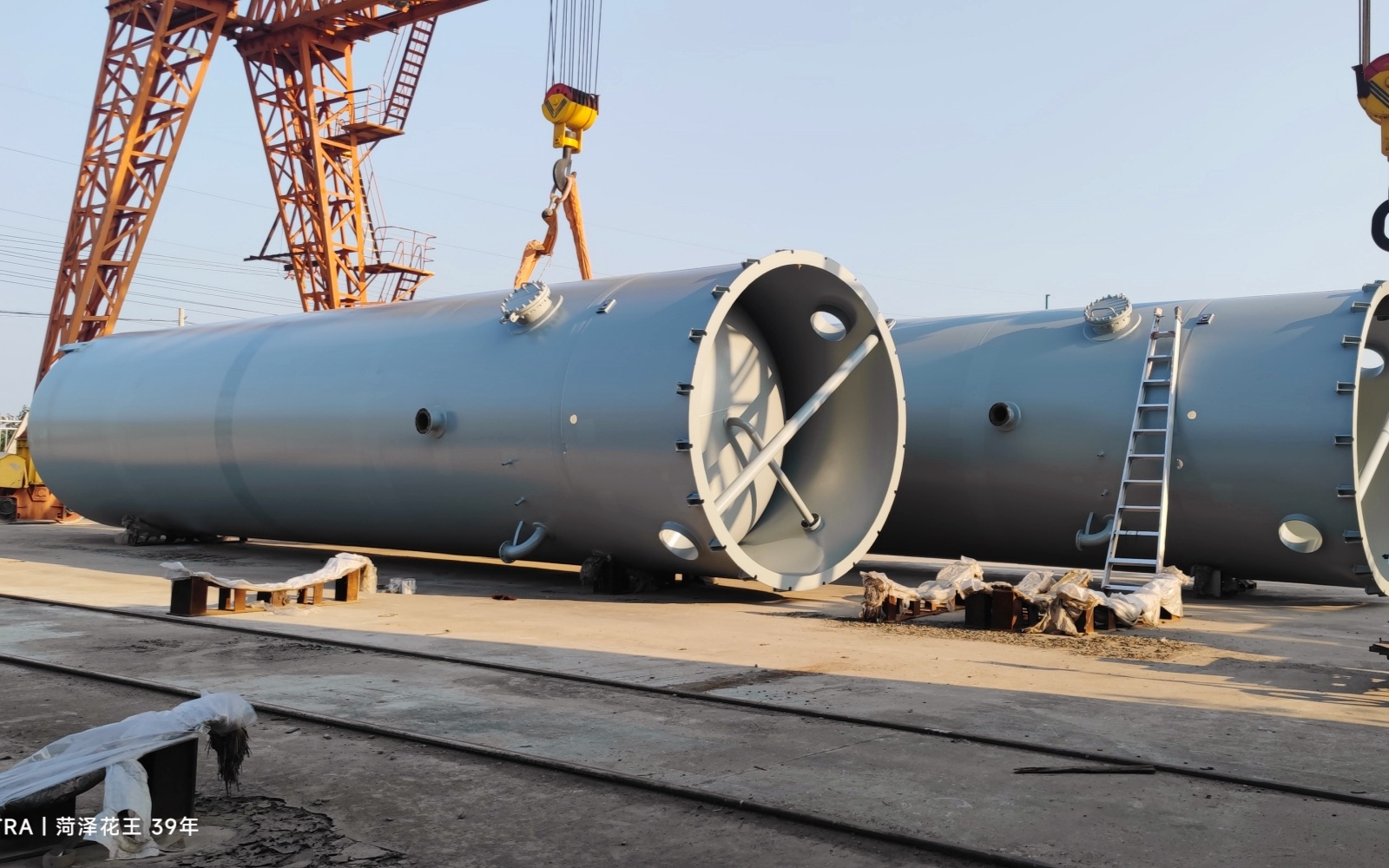 儲罐容器_壓力容器_低溫儲罐_菏澤花王壓力容器